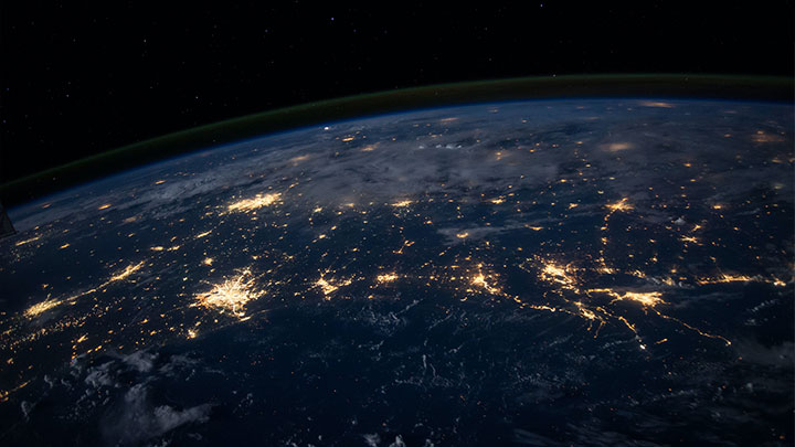 Night image showing the continental U.S. with lights from Earth orbit perspective.